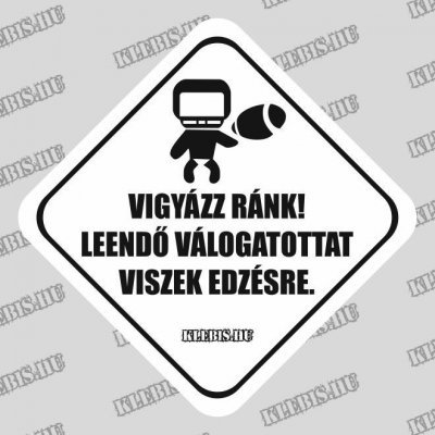 Vigyázz ránk! Leendő válogatottat viszek edzésre. (amerikai futball) autómatrica, mágnesfólia 10×10 cm-től