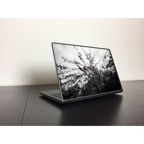 Fekete-fehér laptop matrica